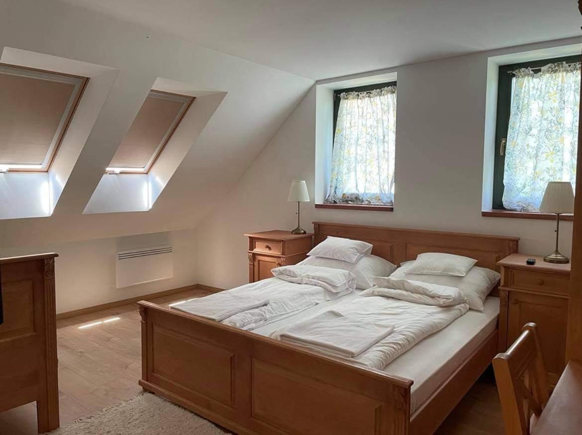 Hotel Somlo Kolonics Kuria Somlovasarhely Esterno foto